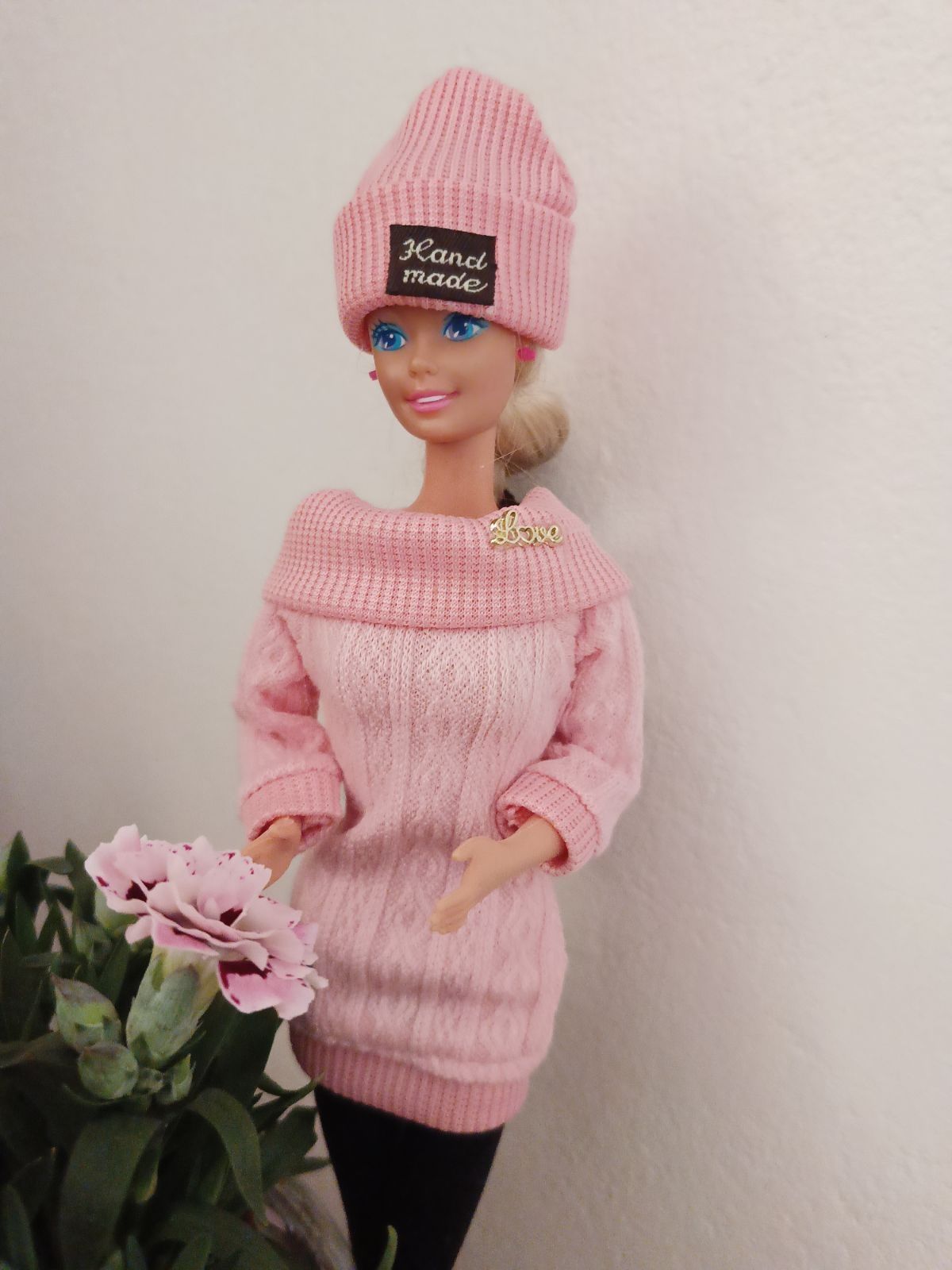 Nowy różowy sweterek dla lalki barbie zestaw 4 częściowy