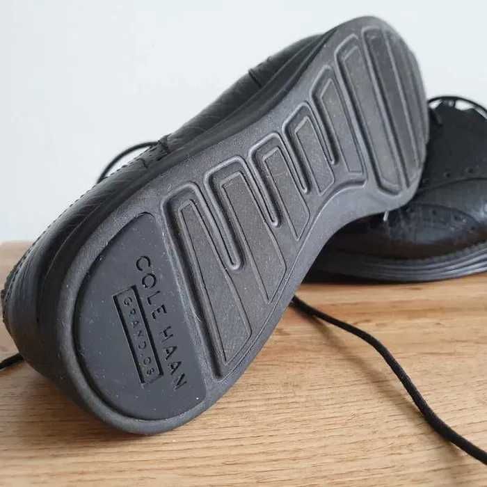 COLE HAAN skórzane półbuty typu oxford 39