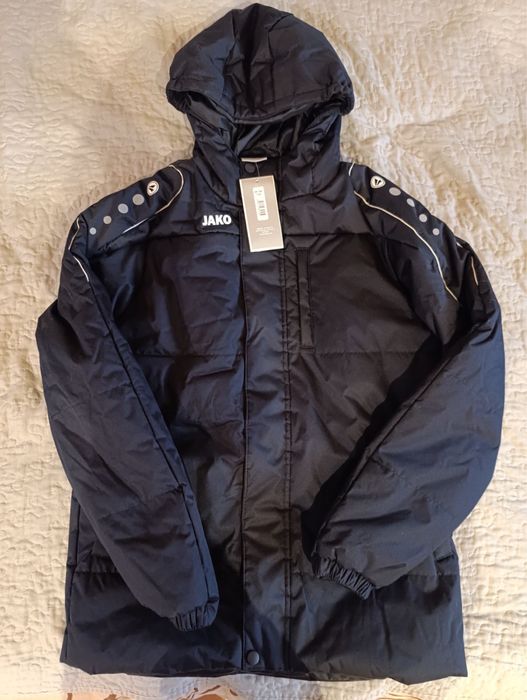 Продається куртка та шапка  Jako