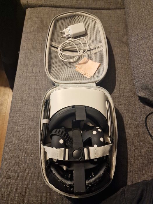 Sprzedam oculus qust 2 256