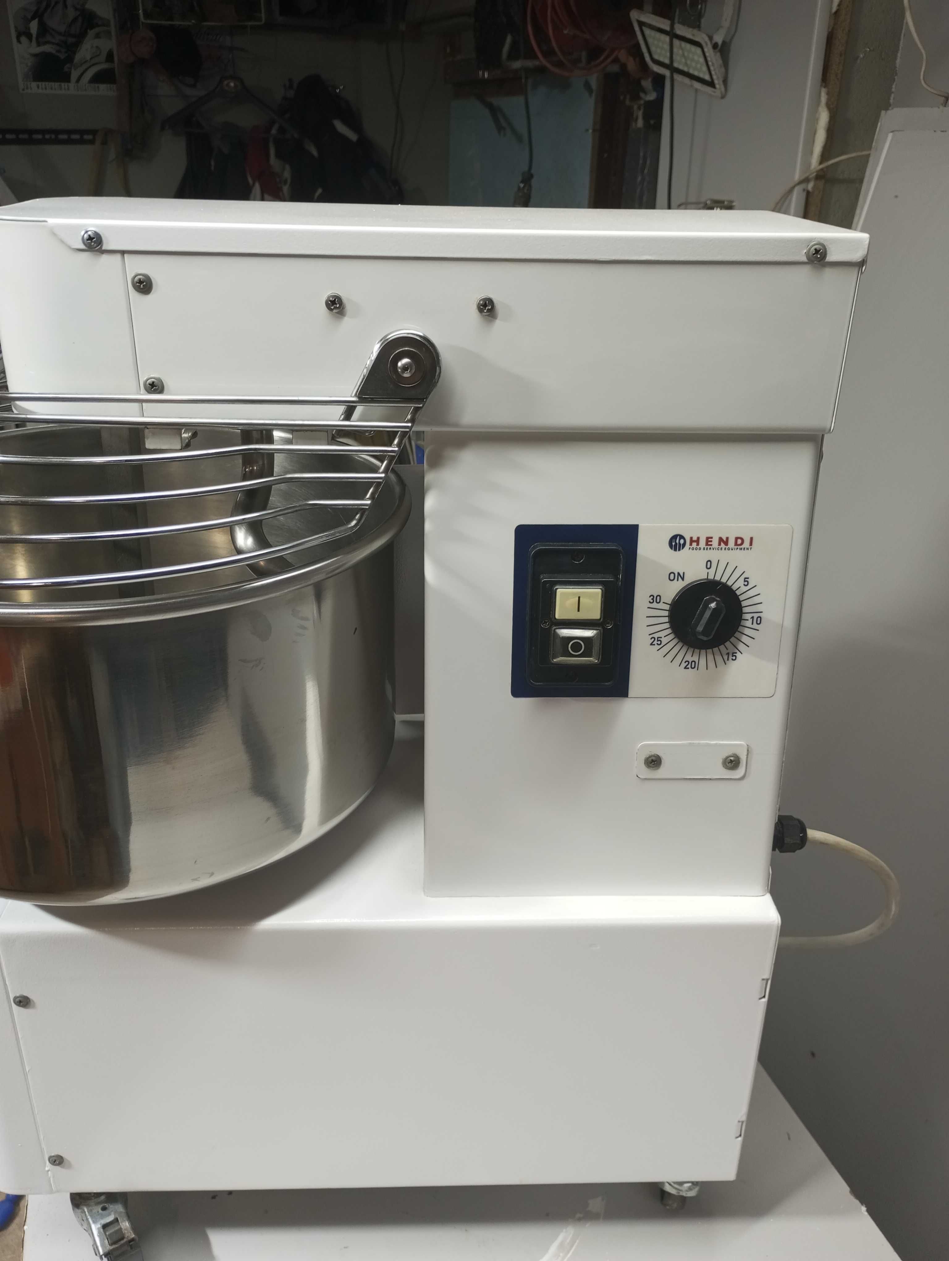 Hendi mieszalnik do ciasta 22 l. Wyposażenie Pizzerii 400v