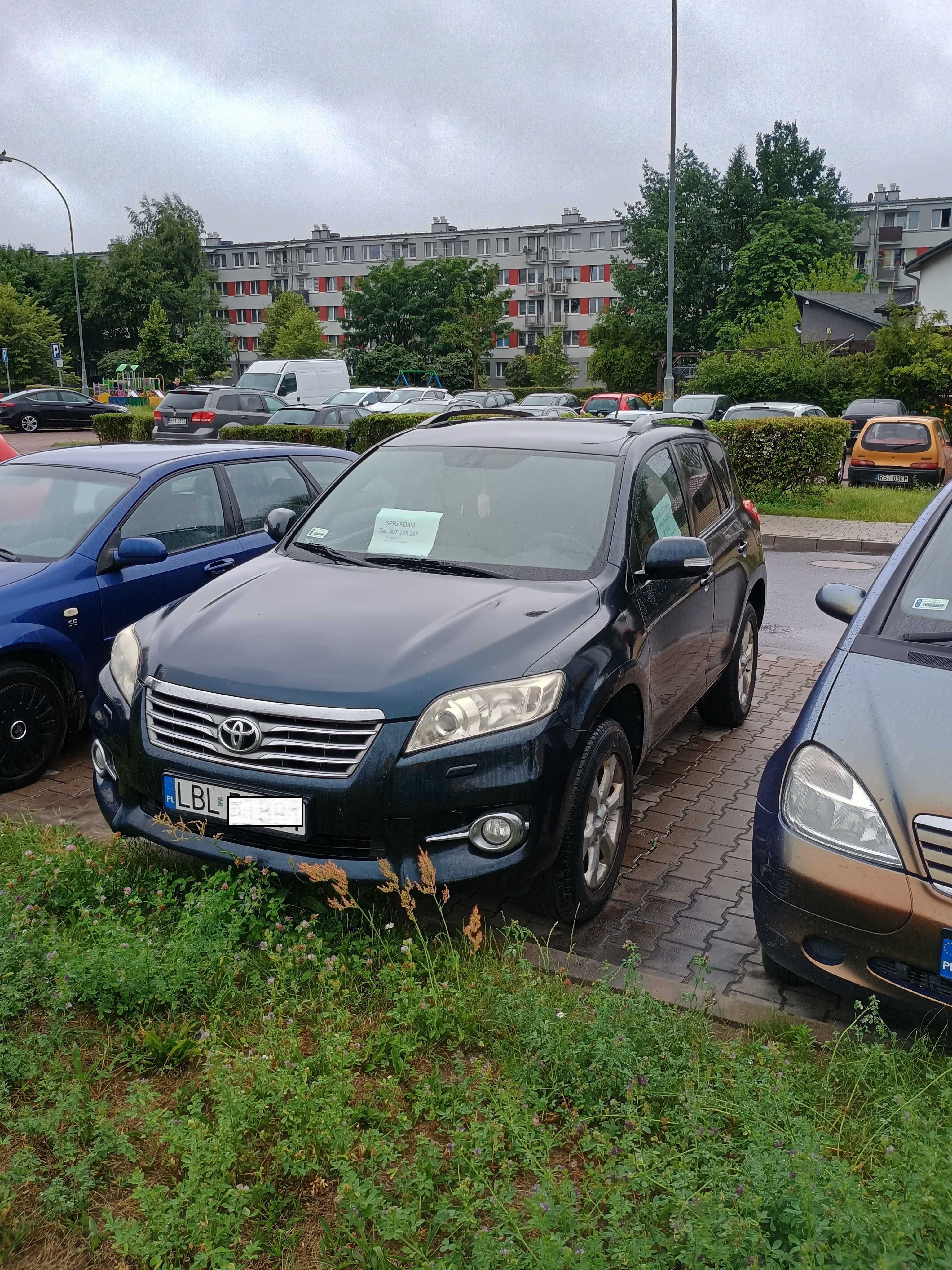 Zadbane auto TOYOTA RAV 4