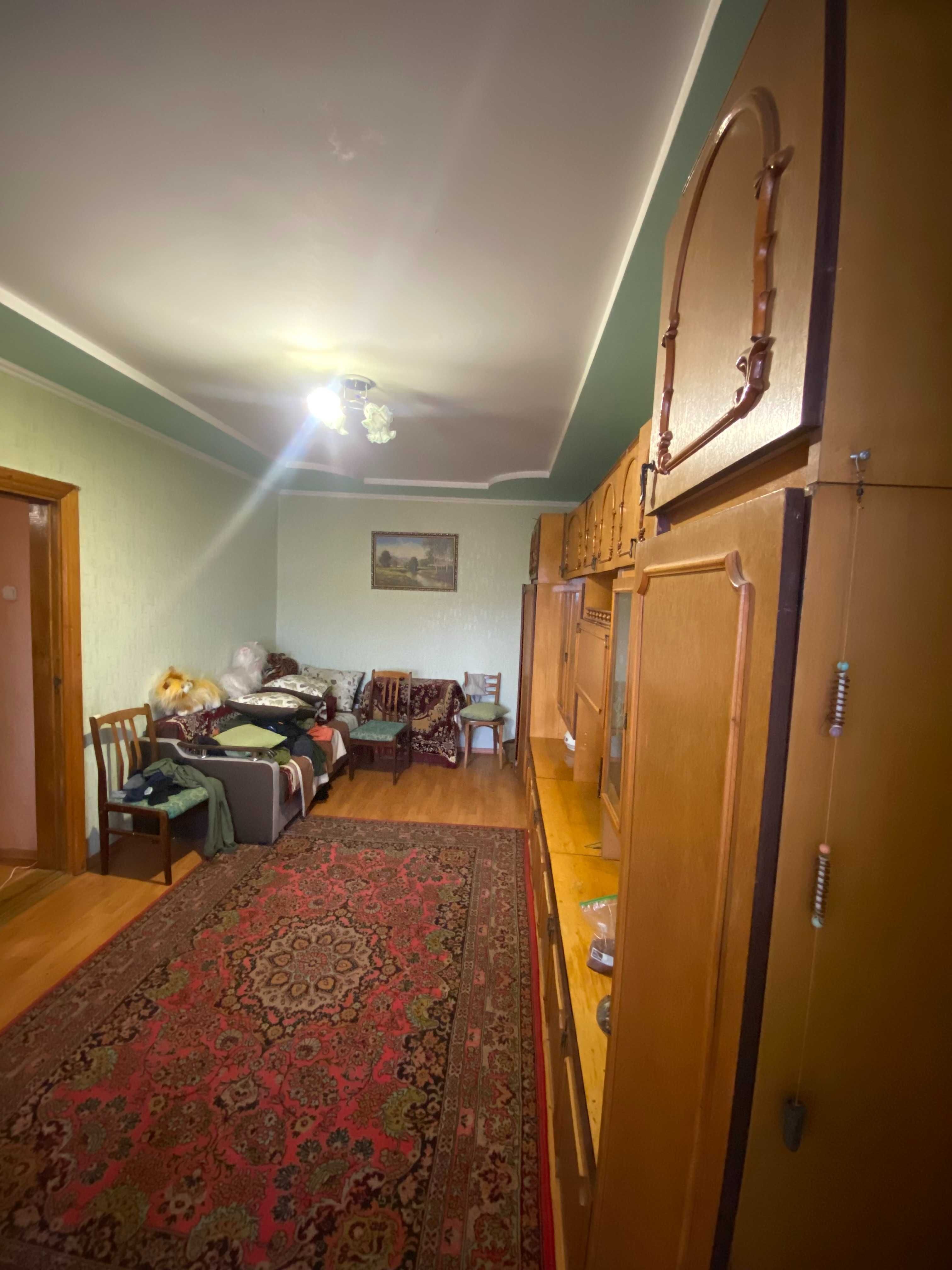 4к.квартира великої площі, можна під держ.програми.