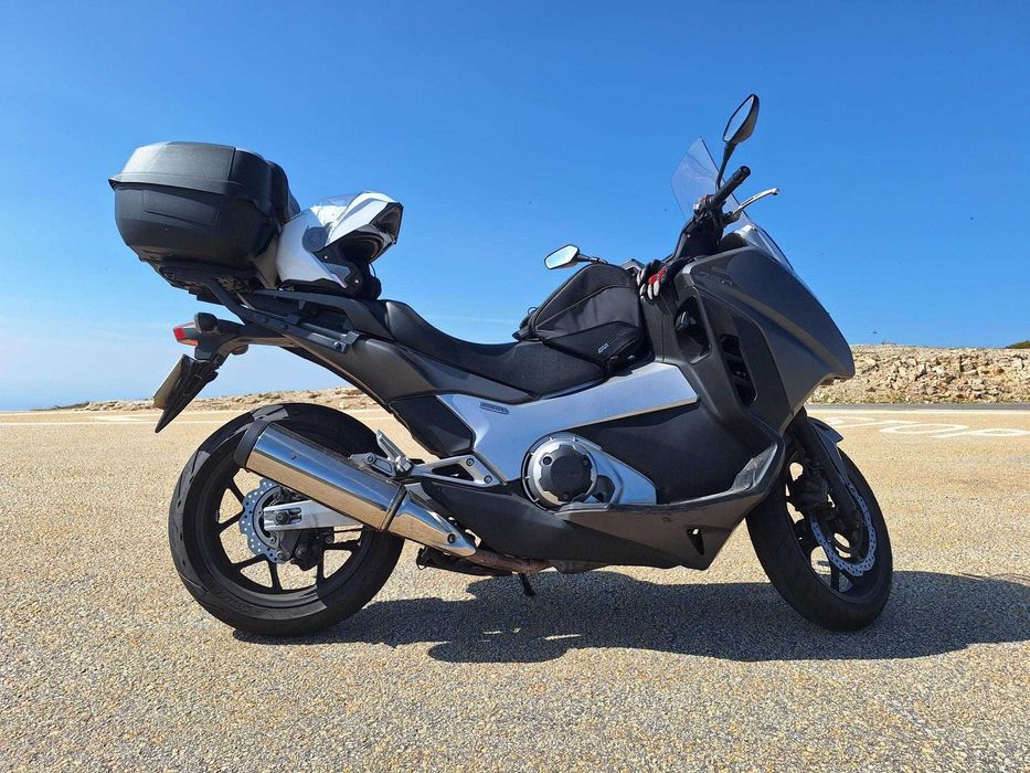 Honda integra 750 ótimo estado