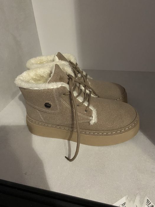 Продам Зимові черевики