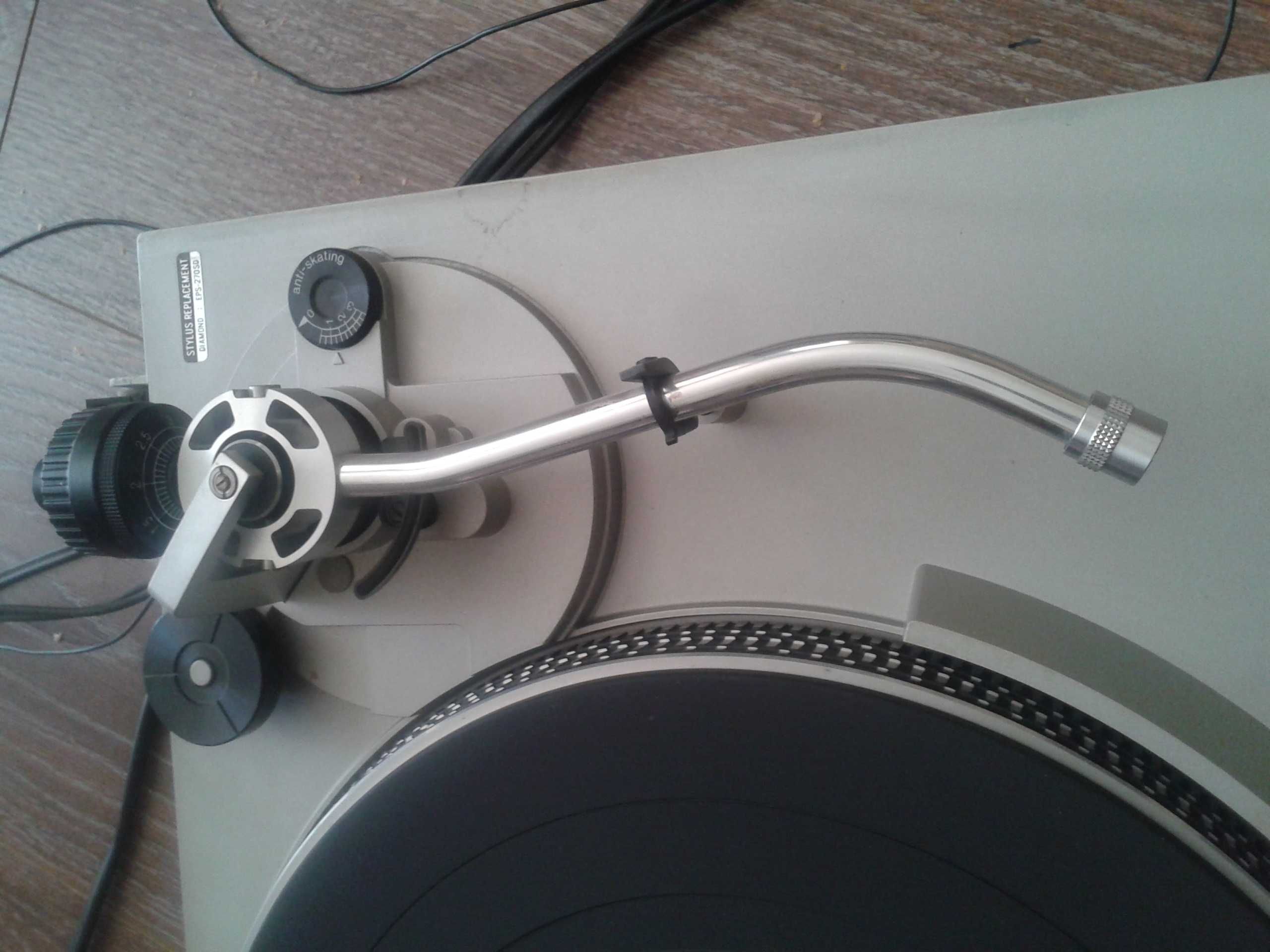 Gramofon Technics SL-3200 - bardzo dobry stan