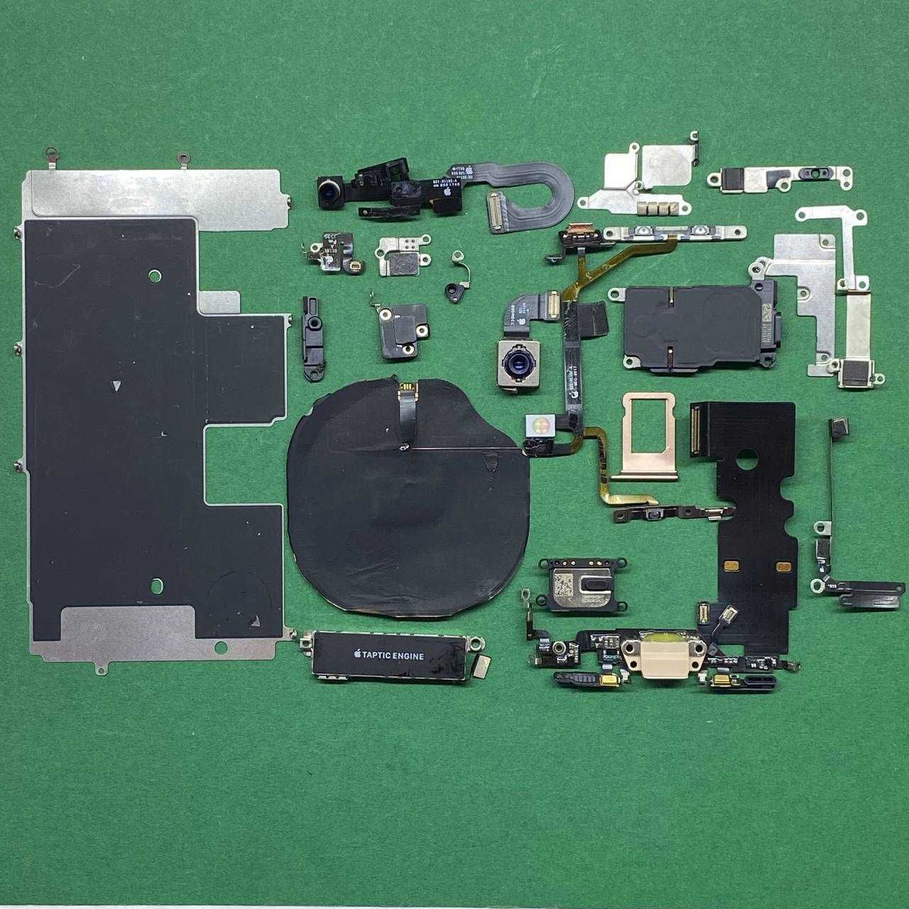 Разборка телефона iPhone 8 на запчастини — комплект деталей, оригінал