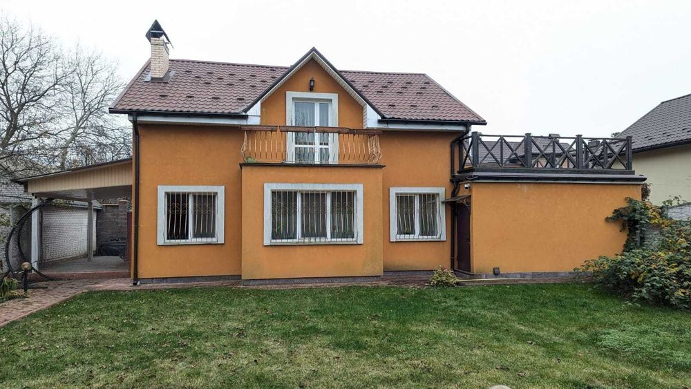 Берковець, вул. Садова 18-а, поруч Лавіна-молл, Стеценка, Академ.