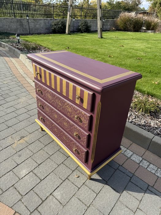 Odnowiona Komoda z szufladami   , ręcznie malowana