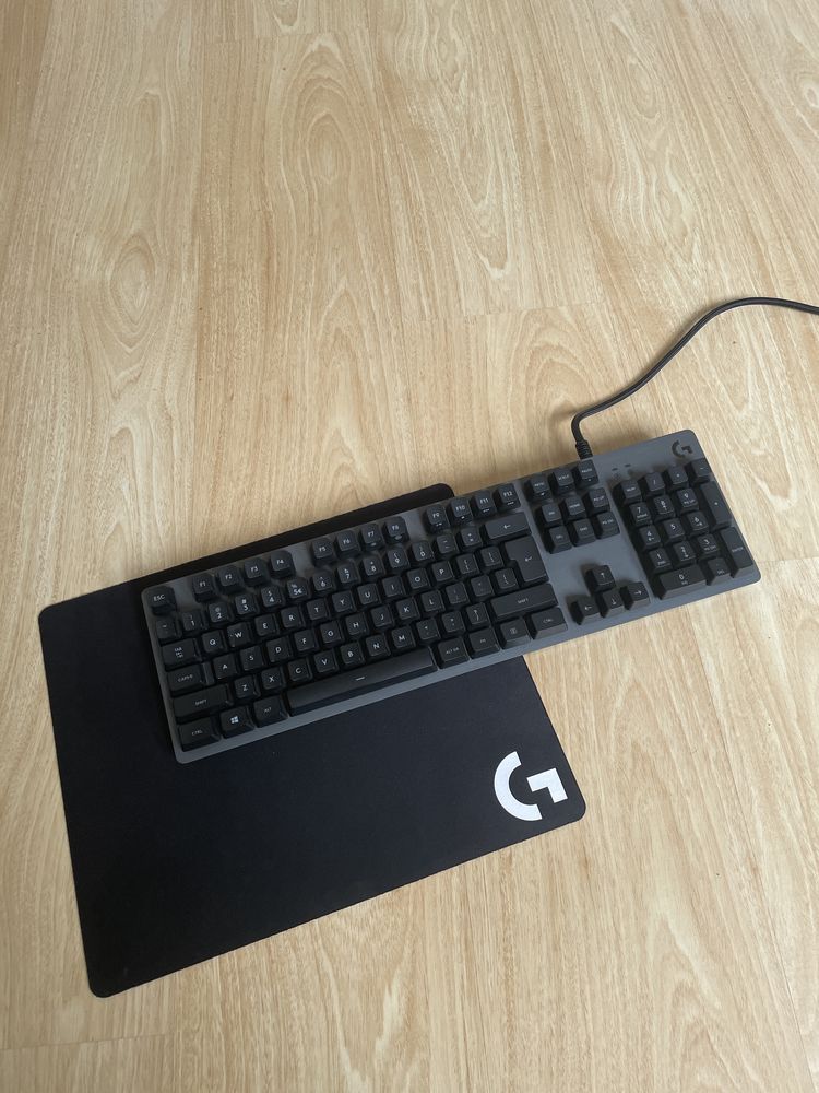 Klawiatura Logitech G413 Carbon + podkładka