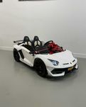 MEGA mocne autko dla dzieci LAMBORGHINI SVJ z funkcją DRIFT!