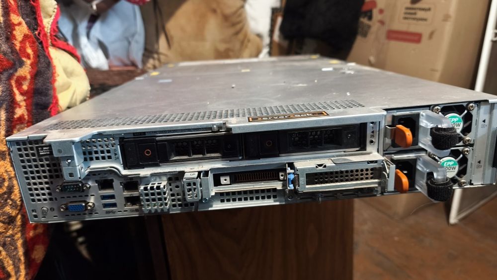Сервер DELL R740XD2 Читайте описание