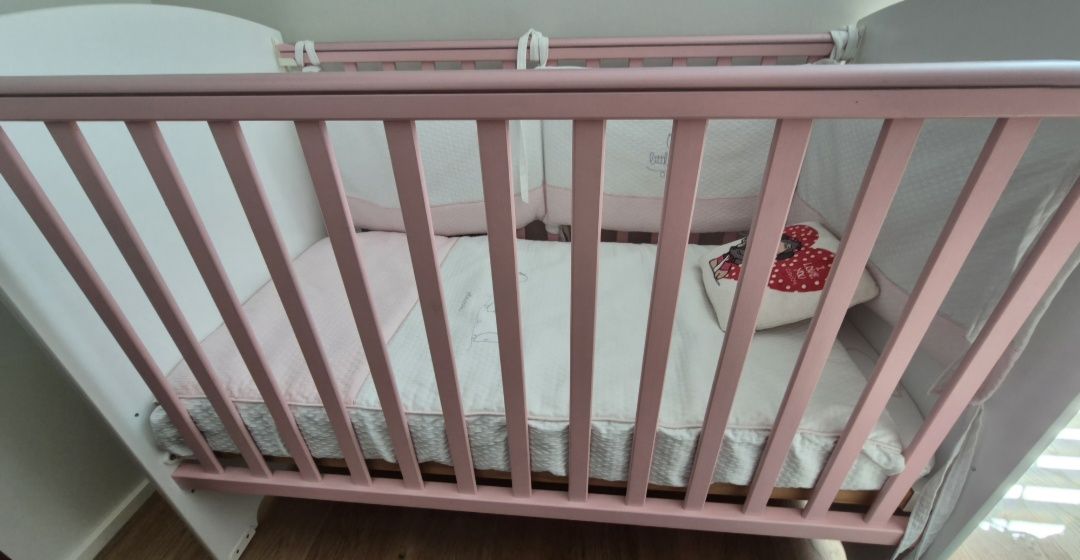 Cama de Grades Bebé/Criança - Como Nova
