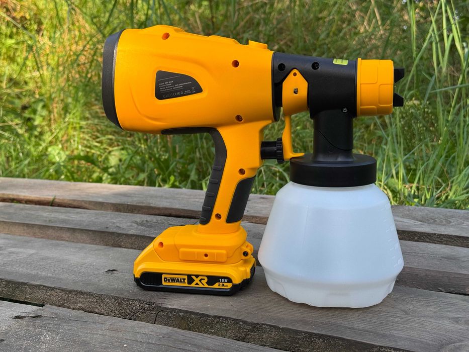 Mobilny porządny pistolet do malowania na baterie DEWALT pl instrukcja