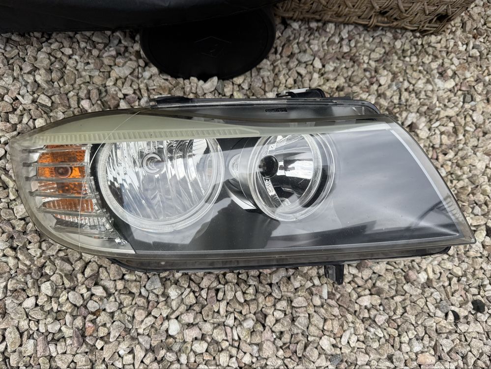 Lampa Reflektor prawa BMW E90 E91 LIFT LCI H7 PRAWY RINGI