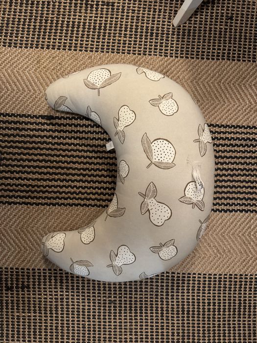 Poduszka do karmienia (księżyc)