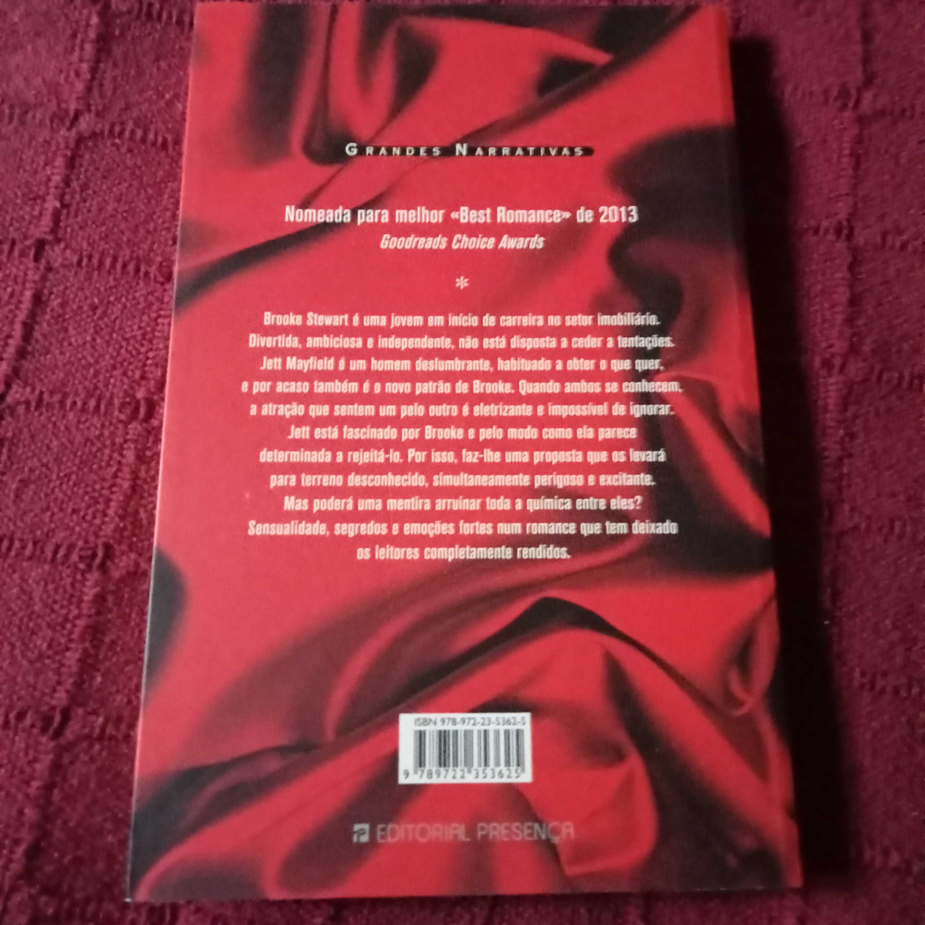 Livros com marcas de uso