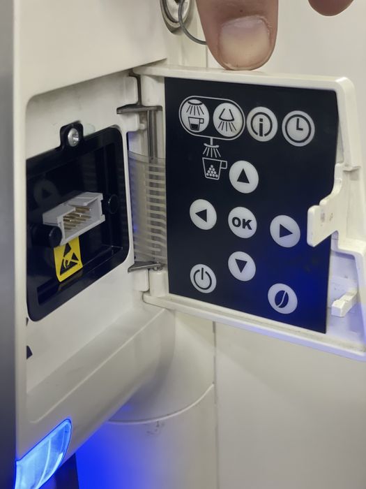 Кофемашина суперавтомат Faema Barcode Self MilkPS Solubles