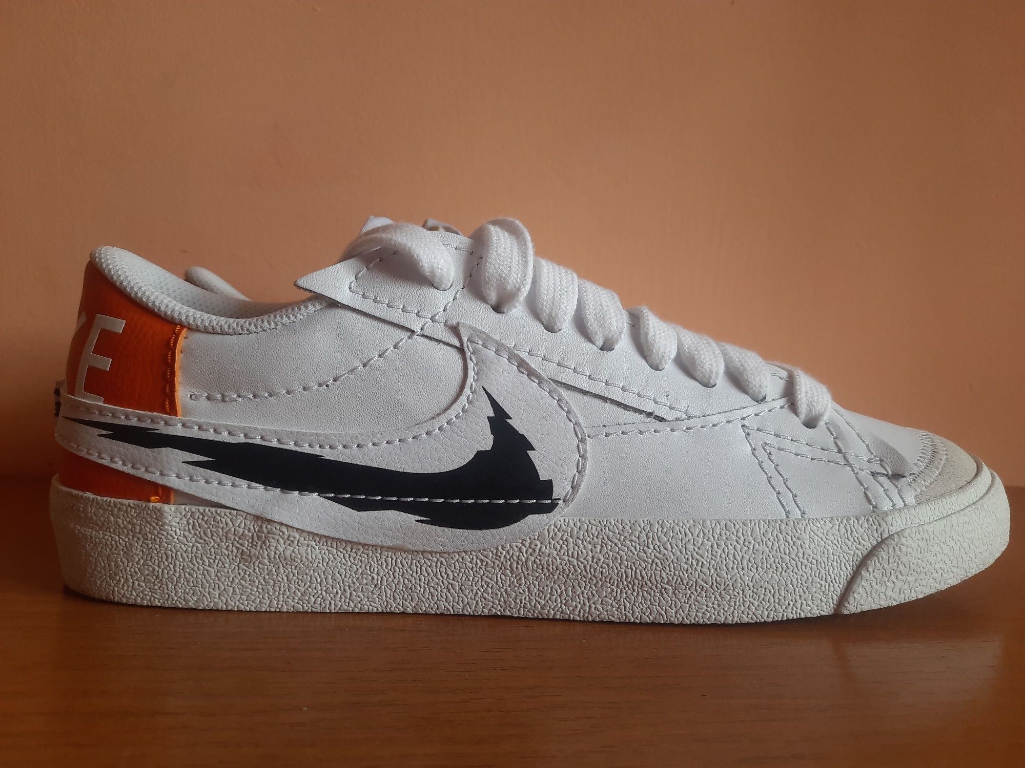 Кросівки чоловічі NIKE BLAZER LOW 77 JUMBO WHITE DV6484-100.Розмір 43