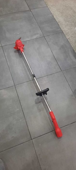 Aparador de Erva a bateria