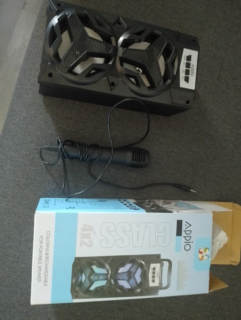 Głośnik , radio, bluetooth, karaoke