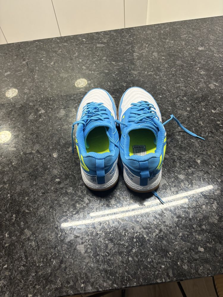 Umbro Pro 5 bump 44