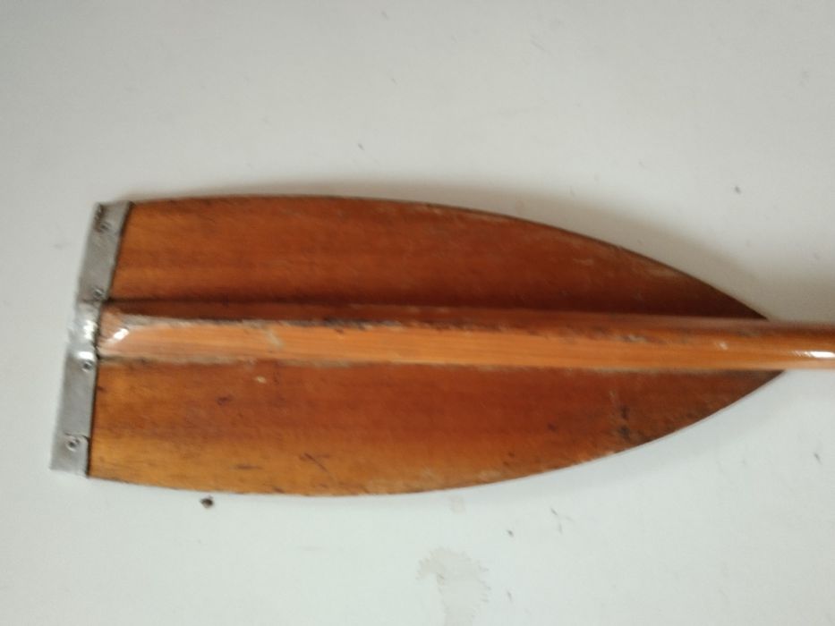 Wiosła drewniane stareo długości 240  cm