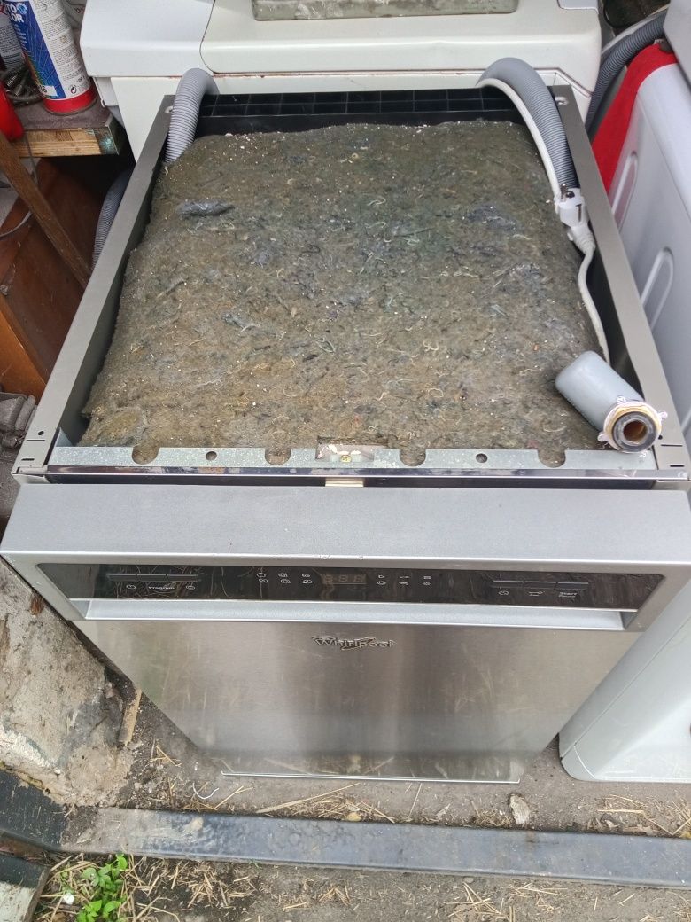 Zmywarka Whirlpool 40 cm, stan bardzo dobry podblatowa. Wrocław. Trans