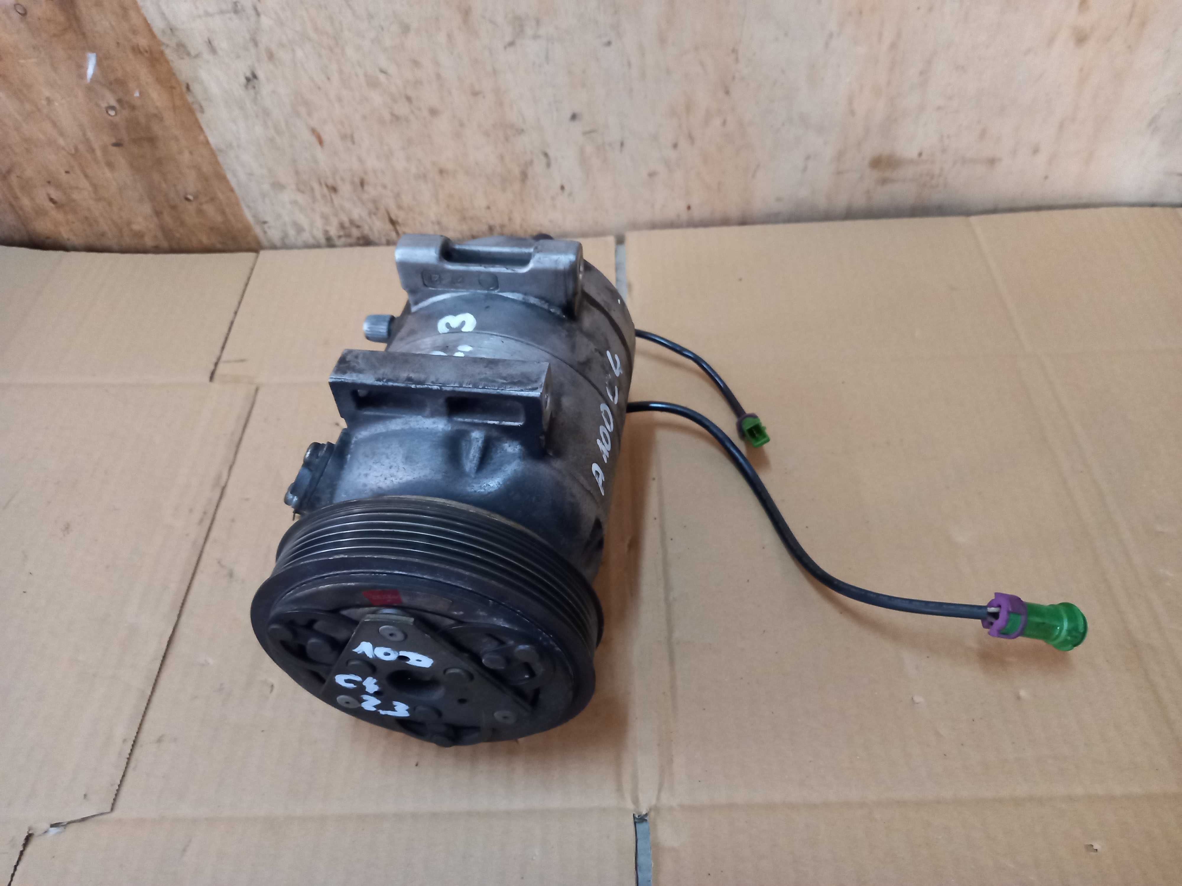 Sprężarka klimatyzacji Audi 100 C4 2.3 -805C