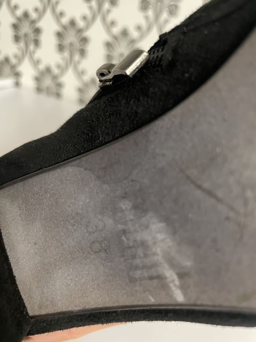 Ботінки жіночі