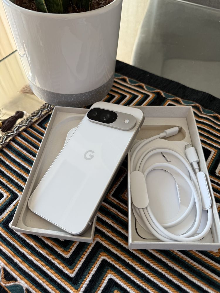 Google Pixel 9- 128 Gb (2 semanas de uso) como novo