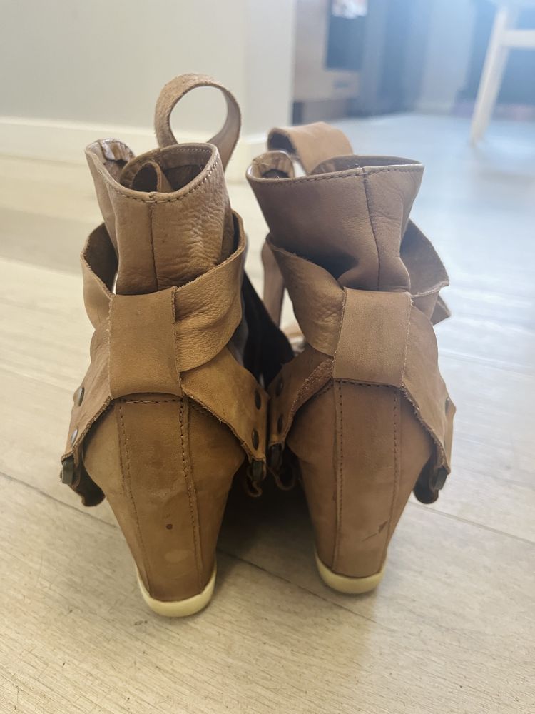 Buty botki jesienne wiosenne skórzane 37