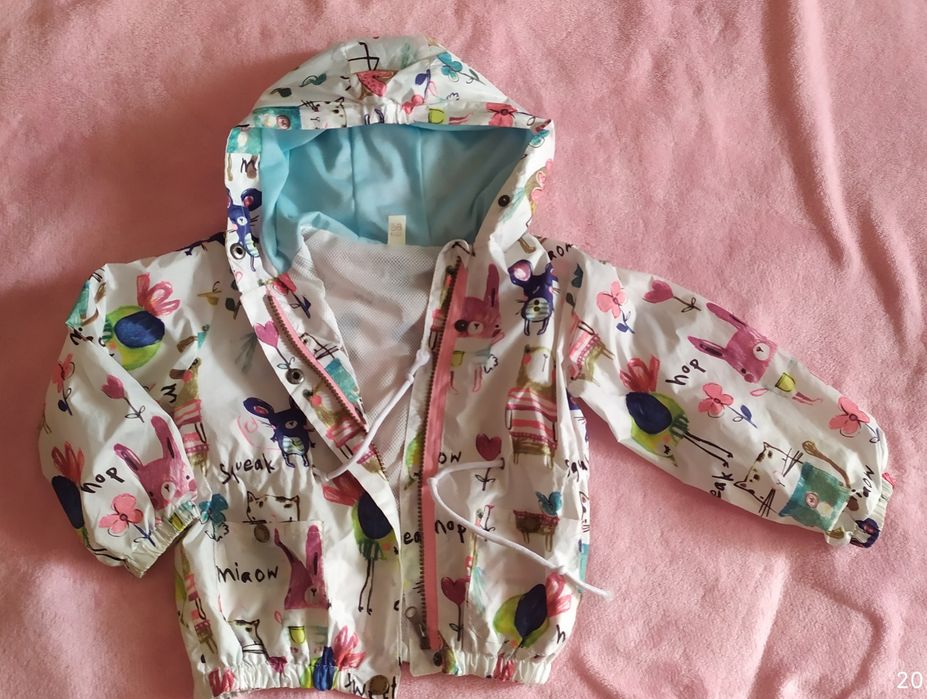 Вітровка для дівчинки