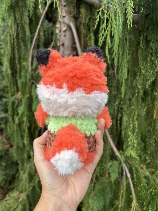 Lis na szydełku ze zwierzogrodu