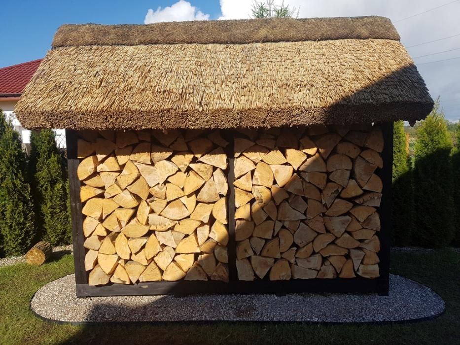 drewutnia kryta strzechą, trzcina, producent!