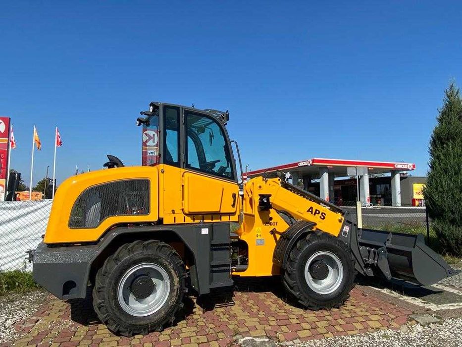 Ładowarka teleskopowa APS 2500T /75 KM/udźwig 2,5 T/nowa 2025/dostępna