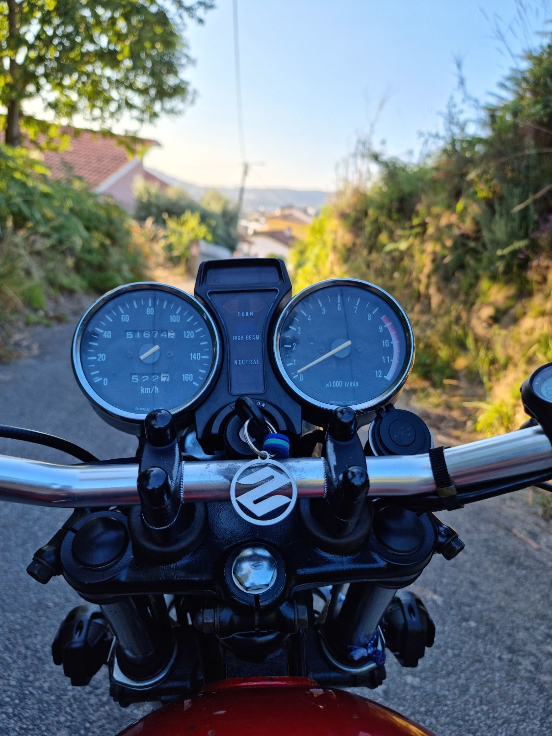 Suzuki GN 250  em bom estado