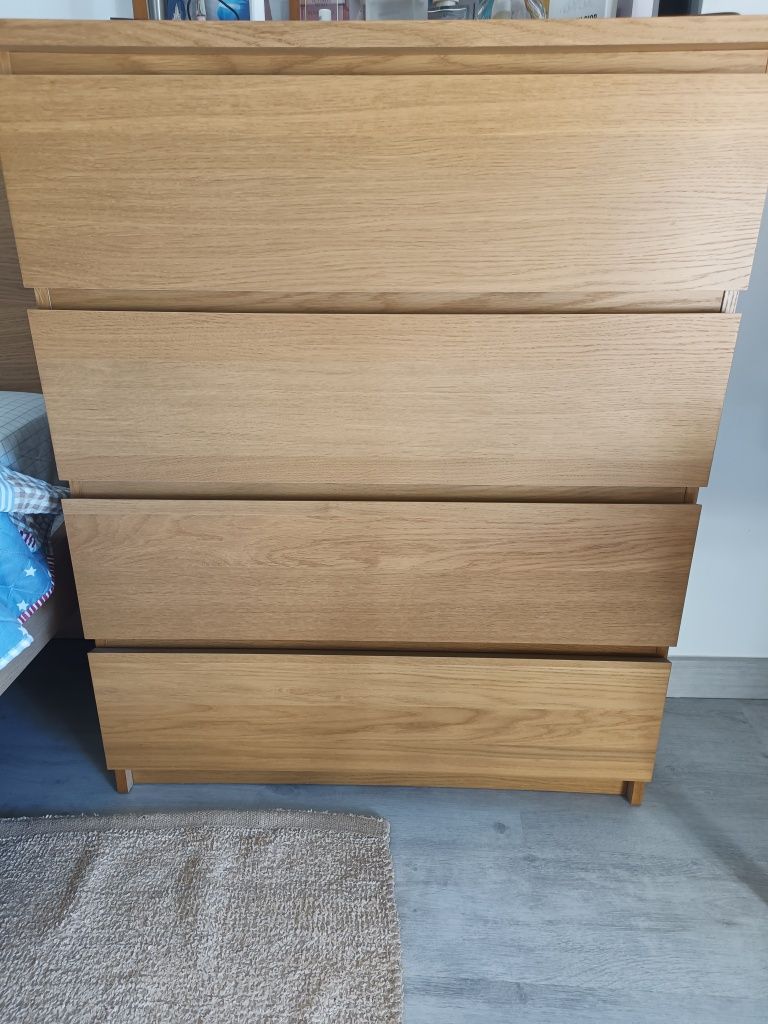 Cómoda IKEA cor beje