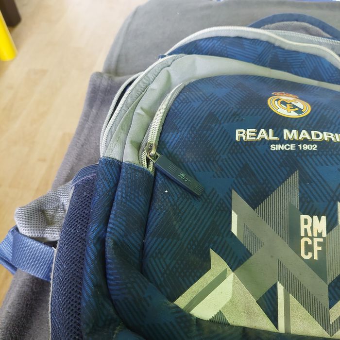 Plecak szkolny dla chłopca 4 komorowy.