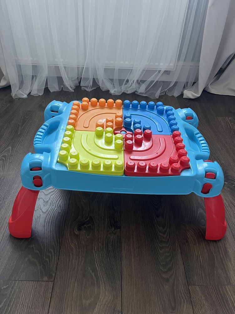 Stolik z klockami Mega Bloks FISHER PRICE