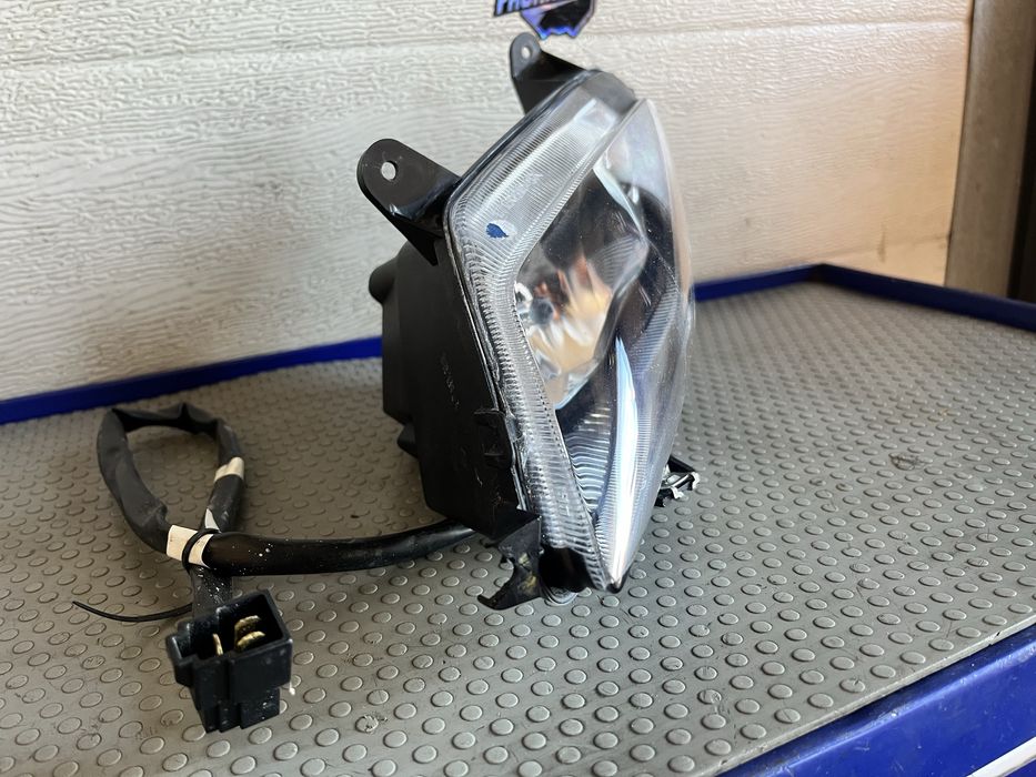 Lampa lewa yamaha yzf r 125 relfektor