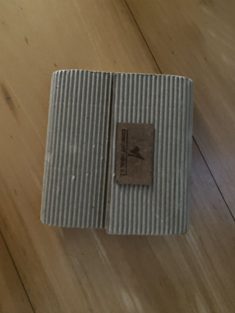 Caderno de notas e lista telefonica