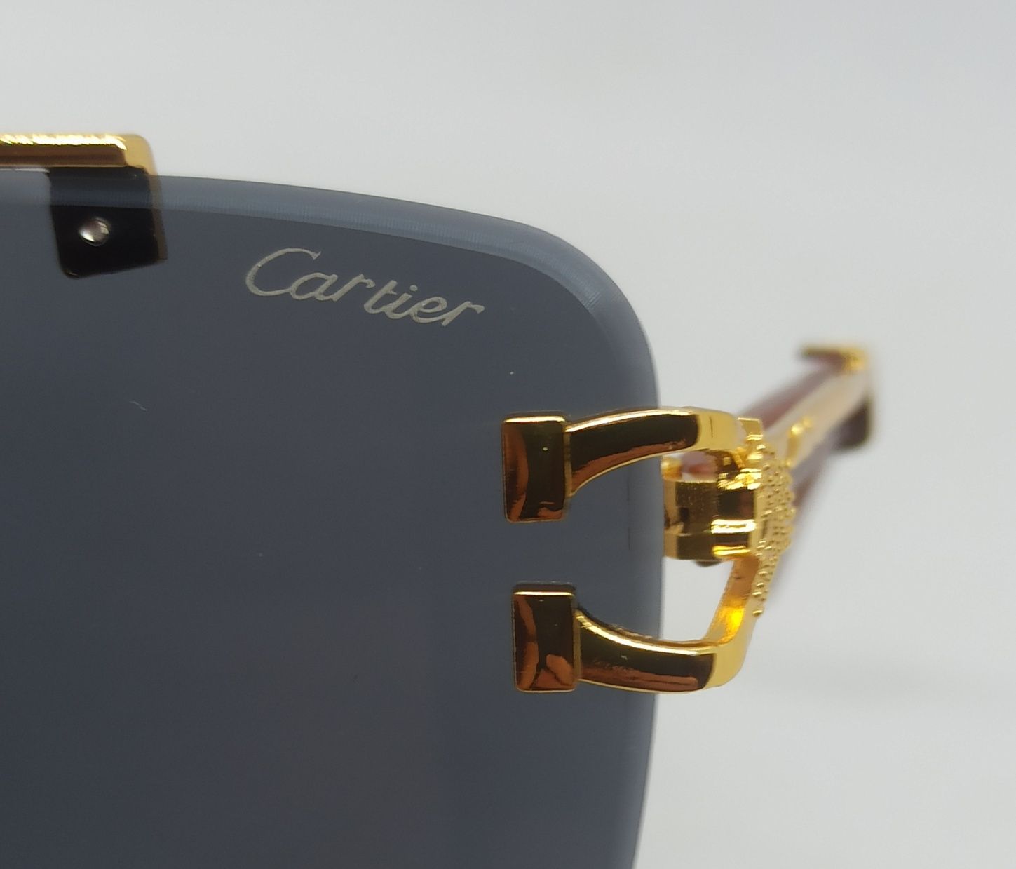 Cartier стильные брендовые мужские очки черные в золотом металле