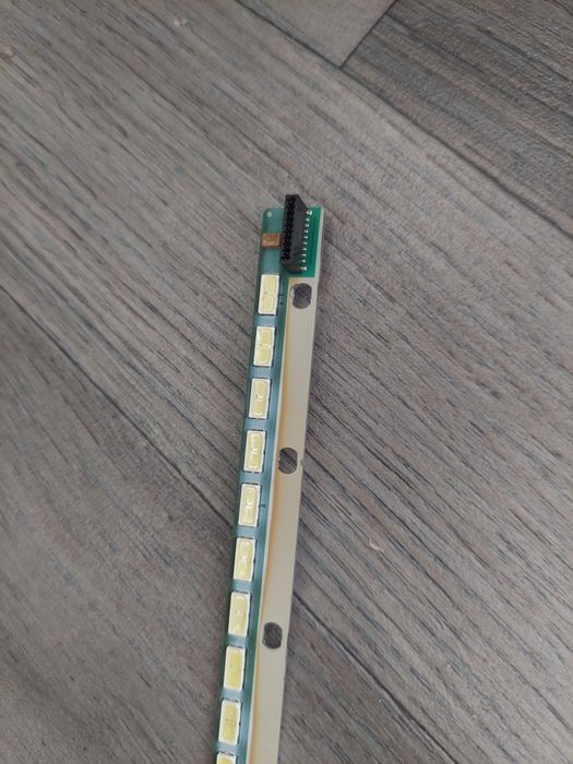 Планка светодіодов 32"V13 Edae Rev01.1 6920-0001C