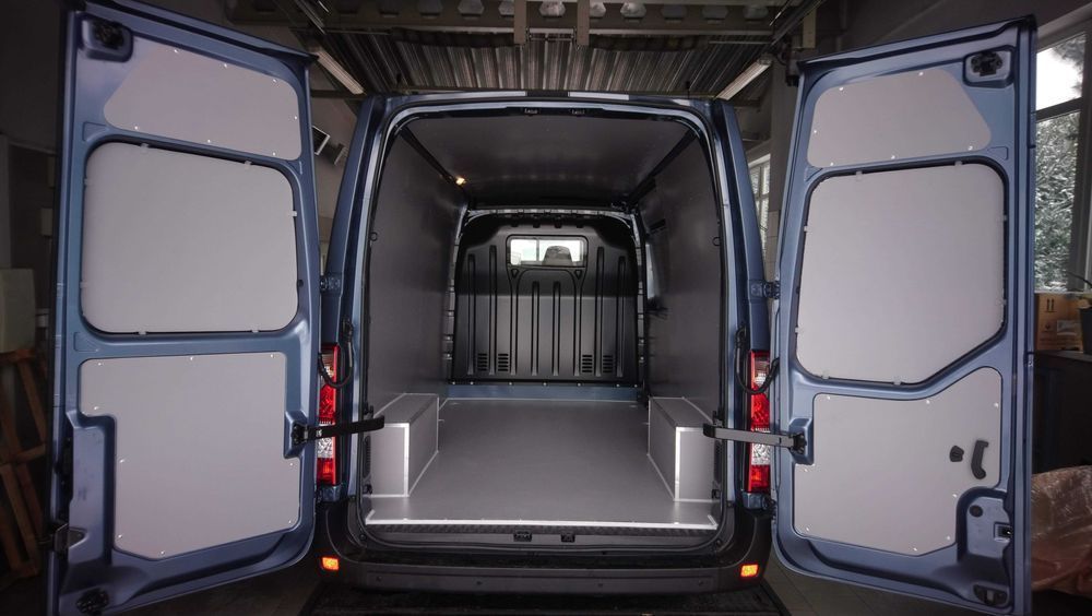Opel Movano Renault Master L2H2  Zabudowa przestrzeni ładunkowej paki