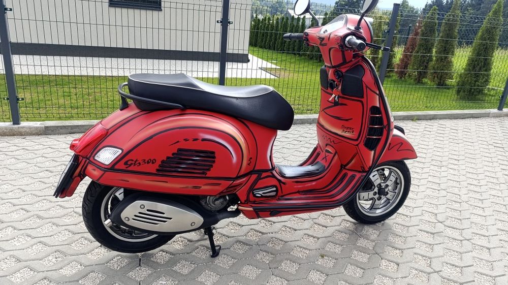 Vespa GTS 300 SS
