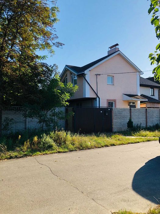 Продам Будинок в Києві за ціною квартири. Катеріновка.