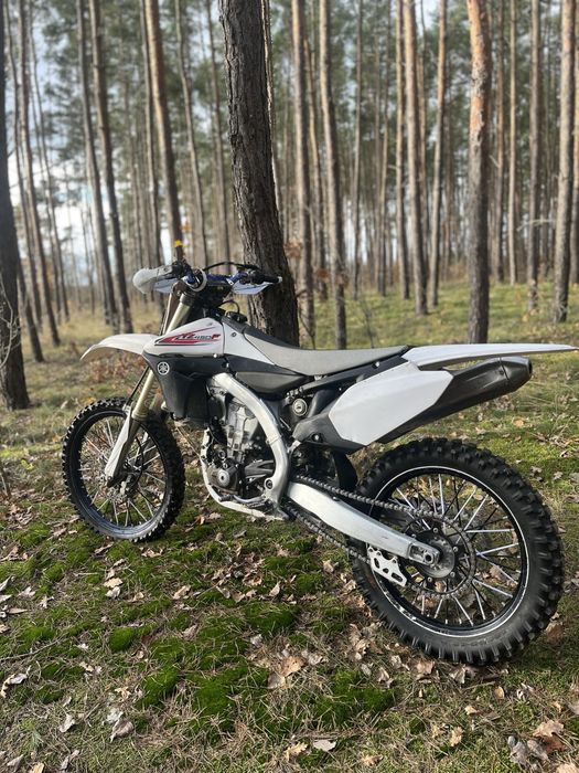 Yamaha YZF 450 – Dobry stan, gotowa do jazdy, okazja