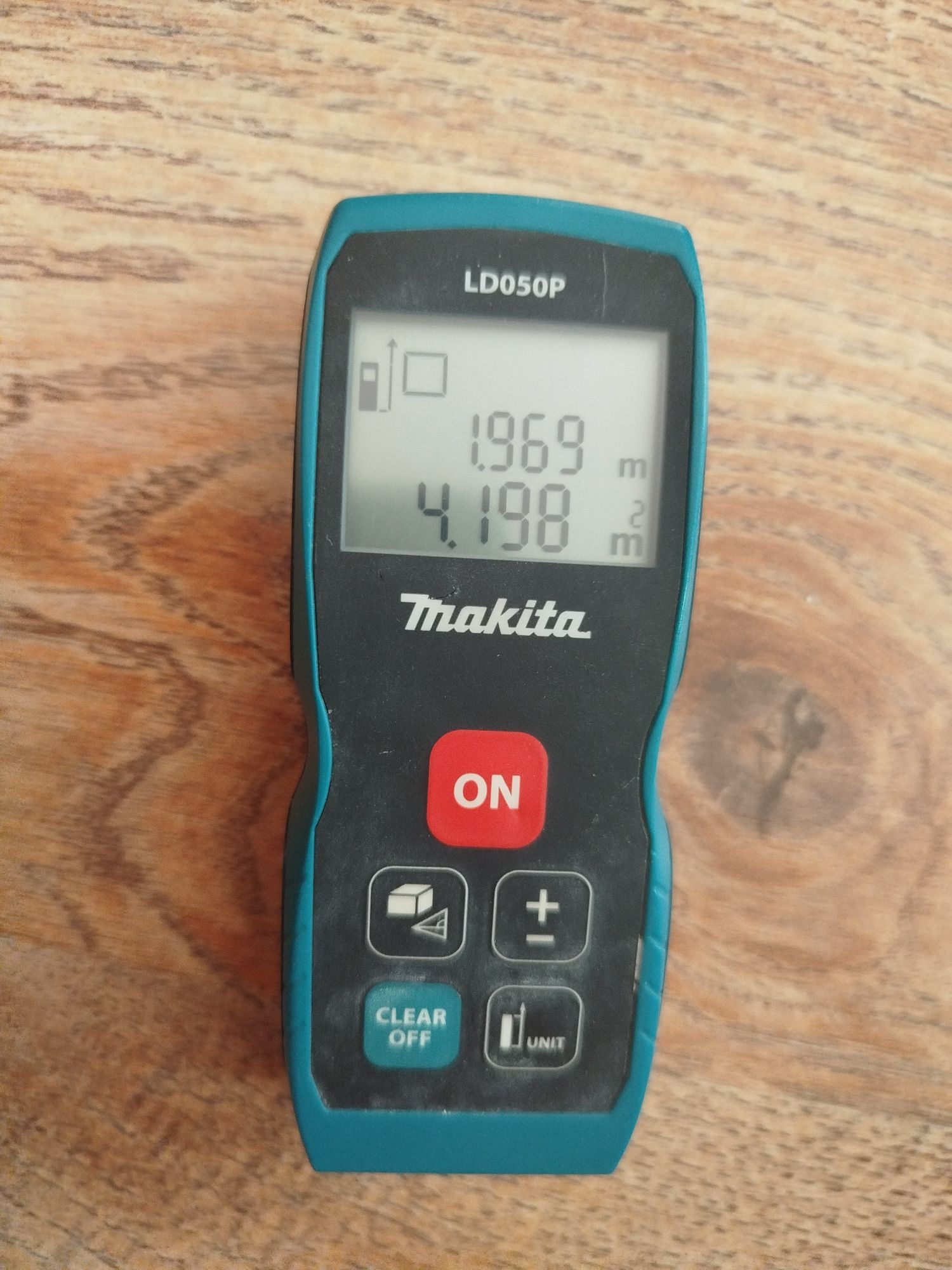 Dalmierz laserowy Makita LD050P