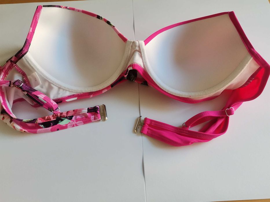 Bikini novo de mulher